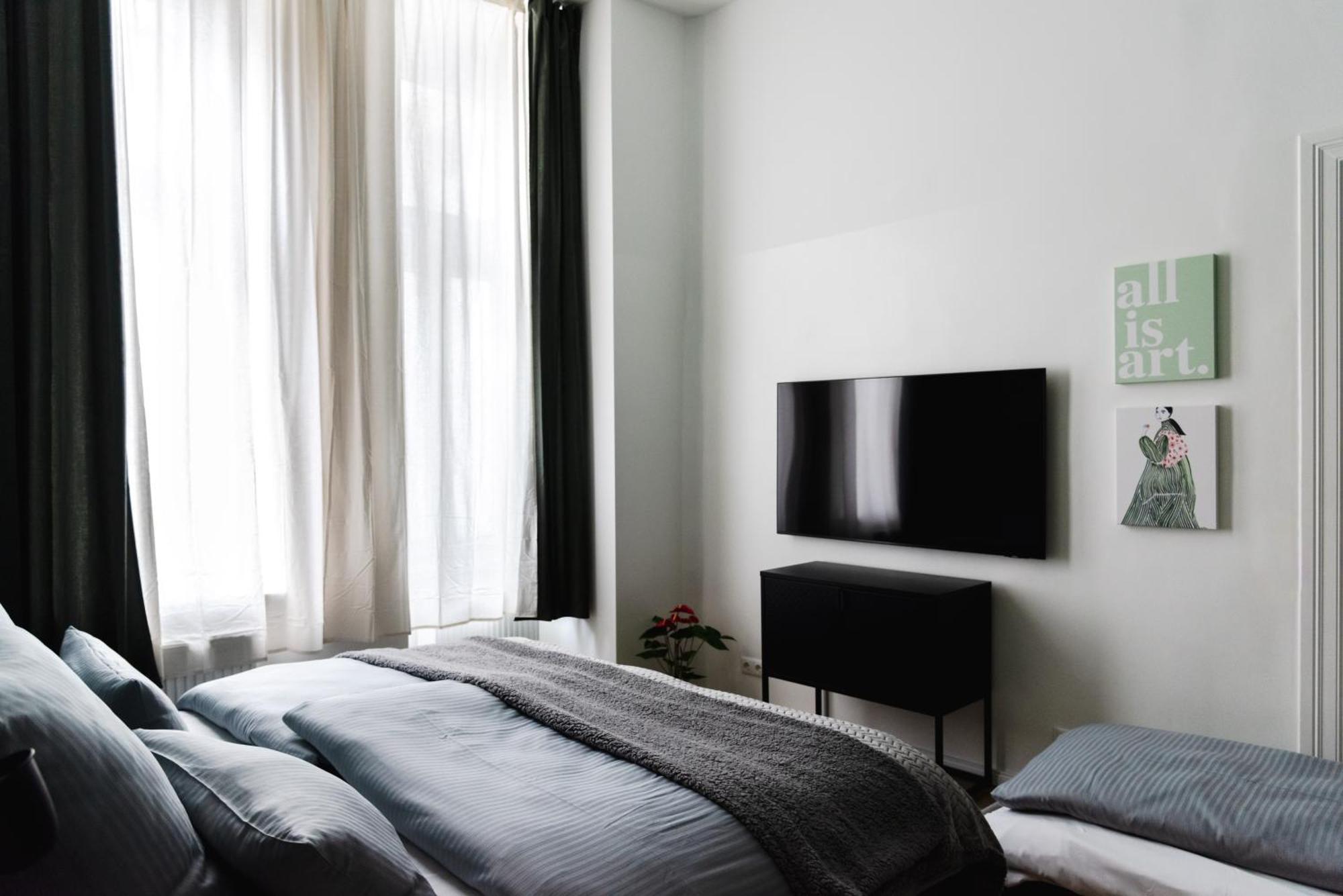 Exklusive Luxus-Unterkunft In Berlin Mitte: 2 Apartments, 130M², Designer-Moebel, Co2 Neutrale Reinigung Exterior photo